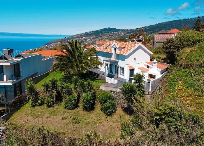 Calheta Bay View House - Family And Group Holiday home