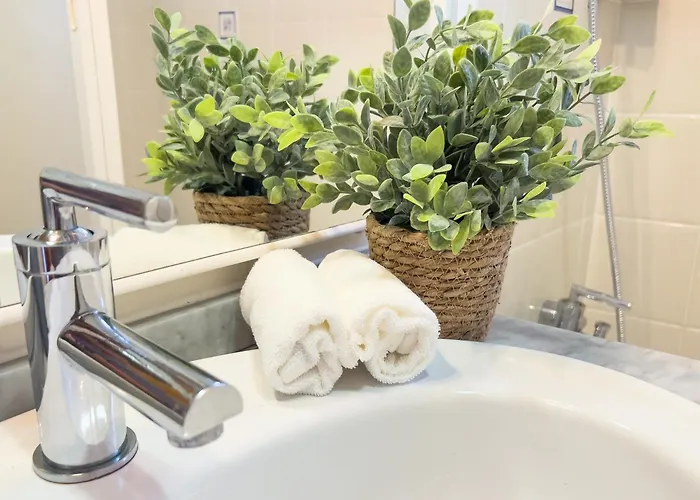 Calheta Bay View House - Family And Group